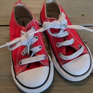 Toddler Converse Size 6